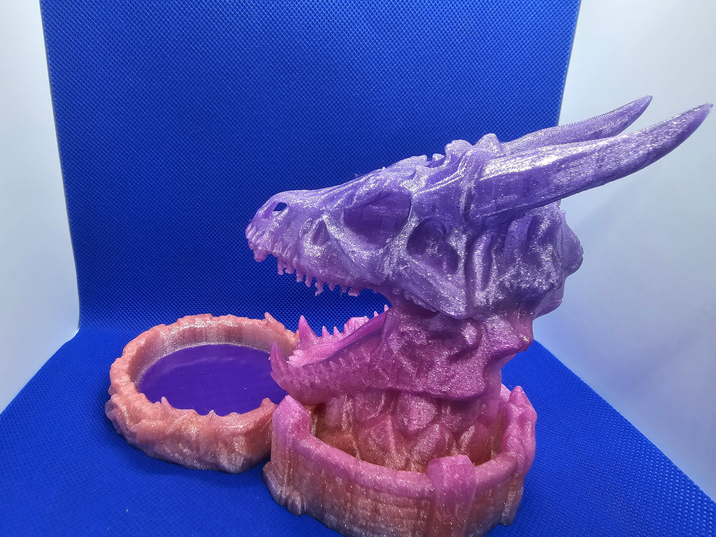 Awesome dragon head dice tower