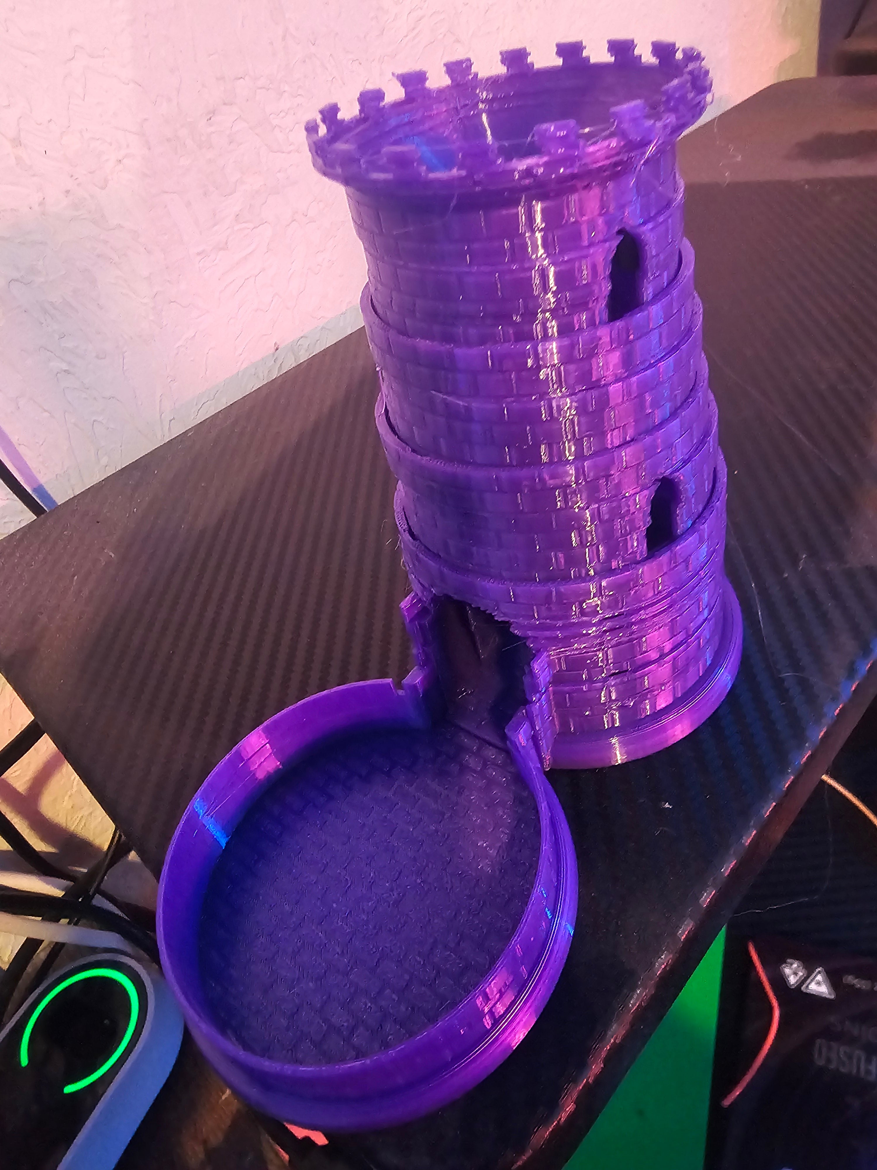 Collapsible dice tower