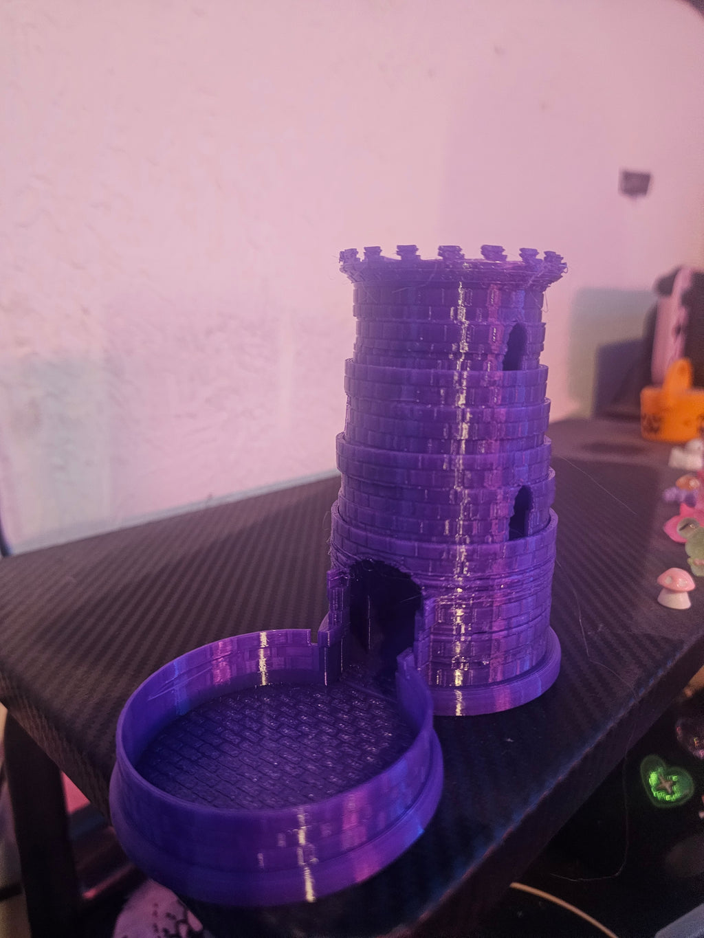 Collapsible dice tower